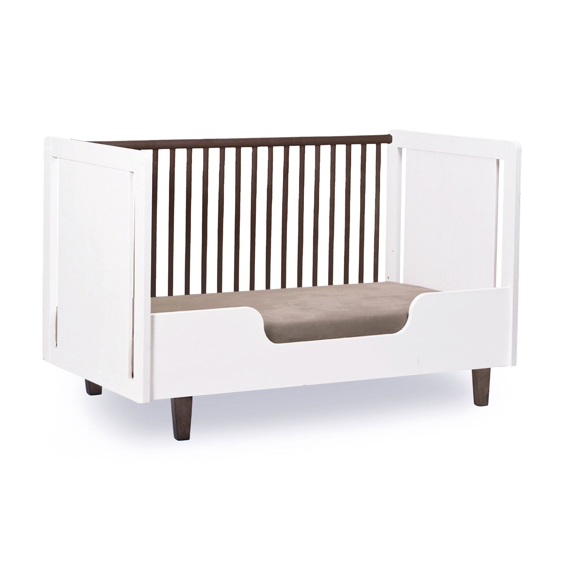 Oeuf robin clearance crib