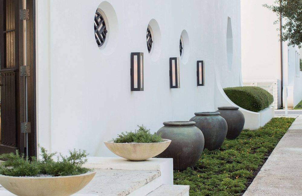 Top 14 Modern Outdoor Wall Lights