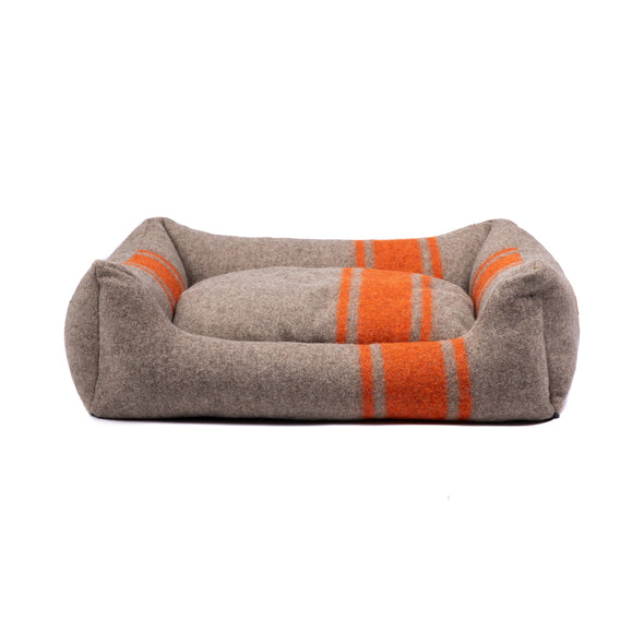 Henri Recycled Wool Dog Bed