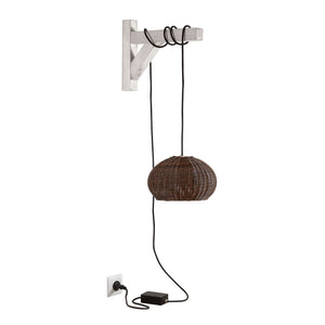 Garota Hang Outdoor Pendant Light