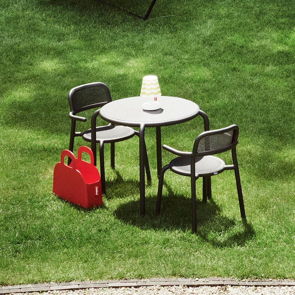 Toní Bistreau Table Set with Two Armchairs