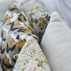 Bouquet Sauvage Tulipe Outdoor Pillow