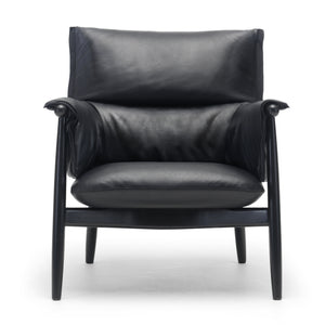 E015 Embrace Lounge Chair