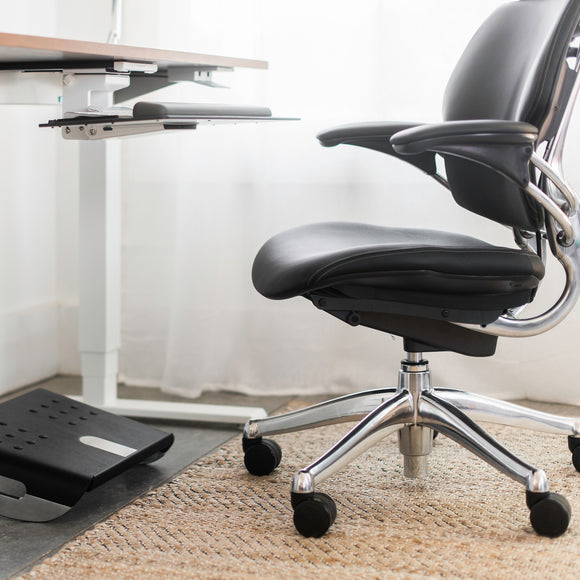 Can I get some feedback on seat comfort for the Humanscale Freedom