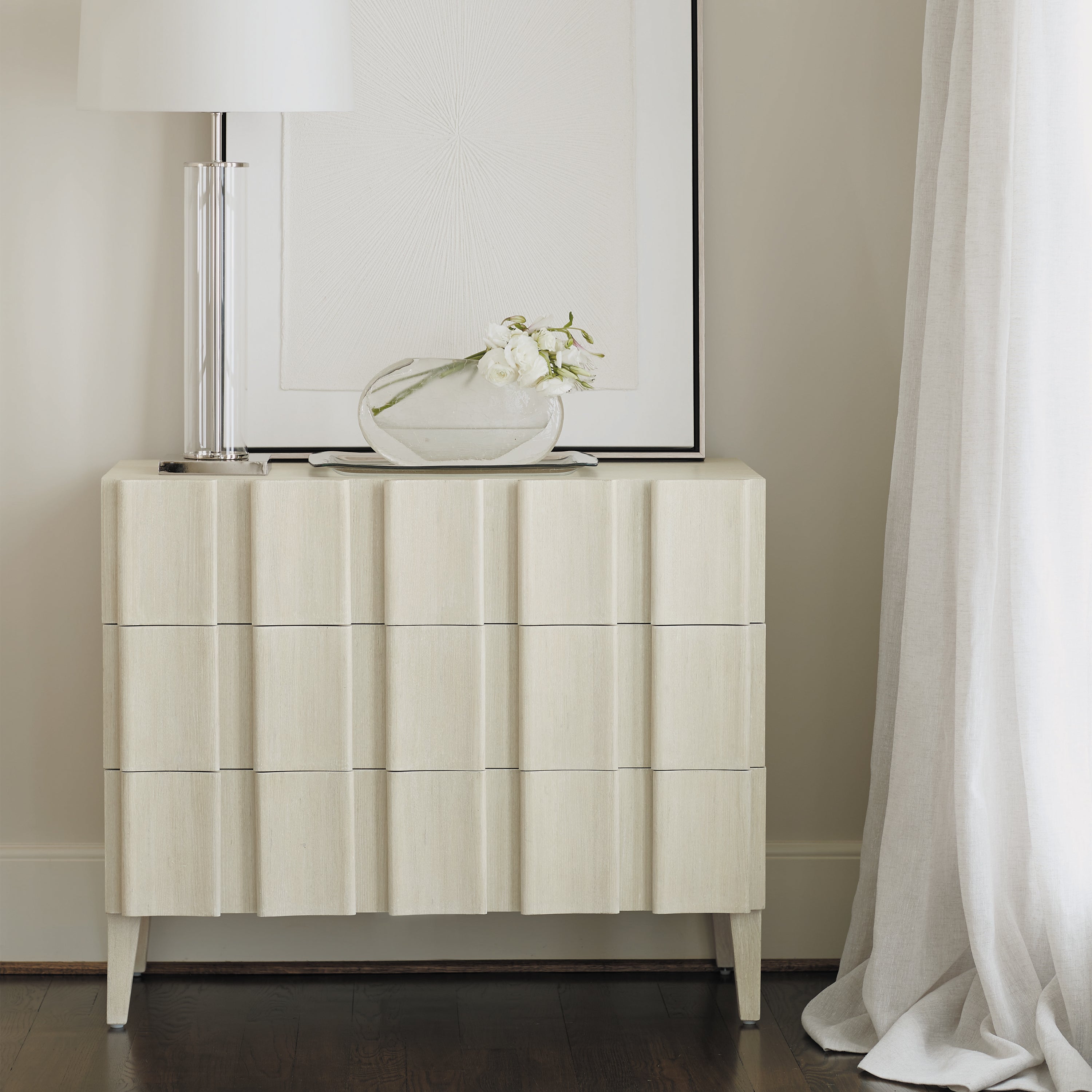 Bernhardt East Hampton Hall Chest - 2Modern