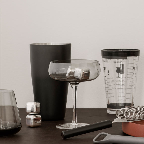 Modern Champagne Glasses, 2Modern Blog