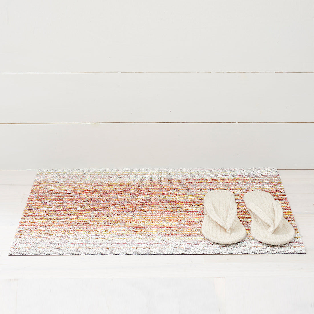 Chilewich Block Stripe Shag Doormat - Taupe