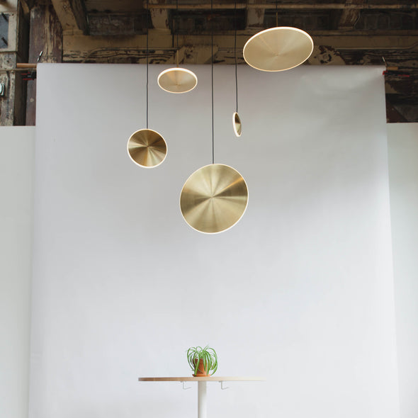 Chrona Vertical Pendant Light