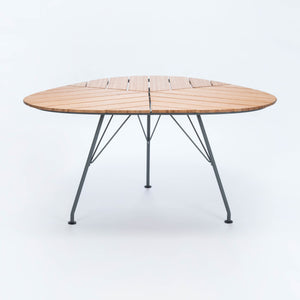 Leaf Outdoor Dining Table